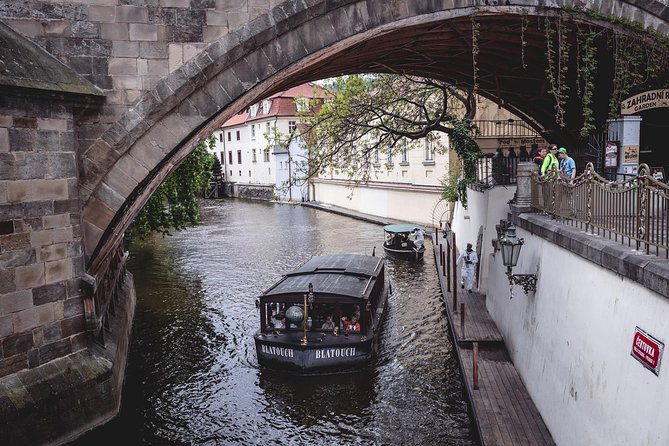 secret-food-tours-prague-mala-strana-w-private-tour-option