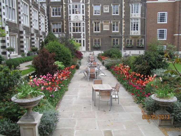 secret-gardens-of-london-private-tour