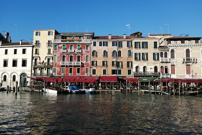 secret-gardens-of-venice-in-the-dorsoduro-district-with-cichetti-tasting