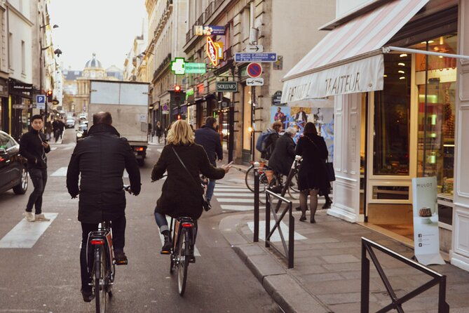 secret-paris-tour-on-a-dutch-bike