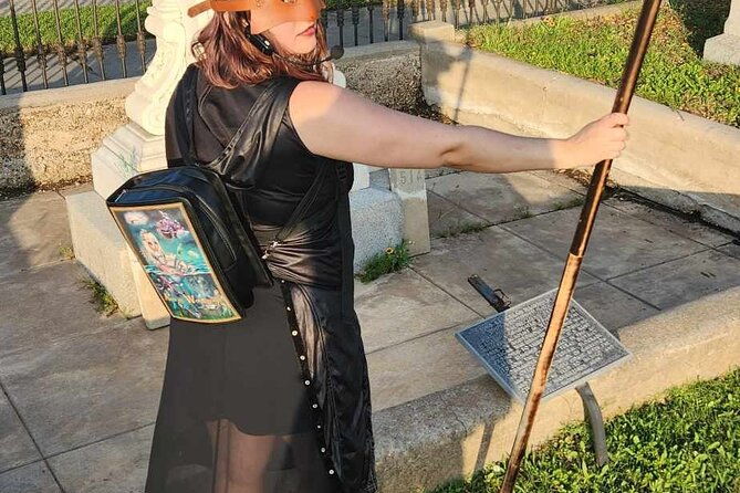 secret-society-cemetery-walking-tour-in-galveston