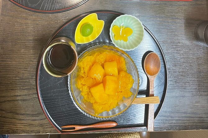 secret-tsukiji-uncover-hidden-food-spots-away-from-the-crowds