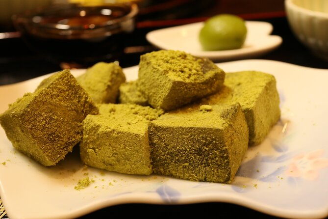 secret-tsukiji-uncover-hidden-food-spots-away-from-the-crowds