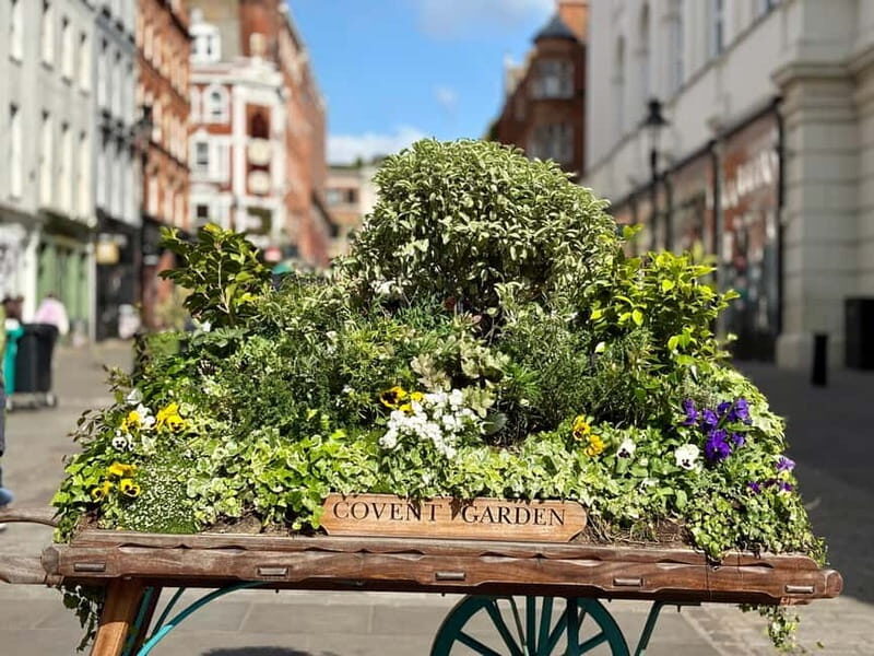 Secrets of London Covent Garden: Tour + Cocktail at Rules - A Walk Through Covent Garden: History & Highlights