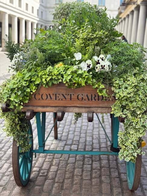 Secrets of London Covent Garden: Tour + Cocktail at Rules - Practical Details & Tips
