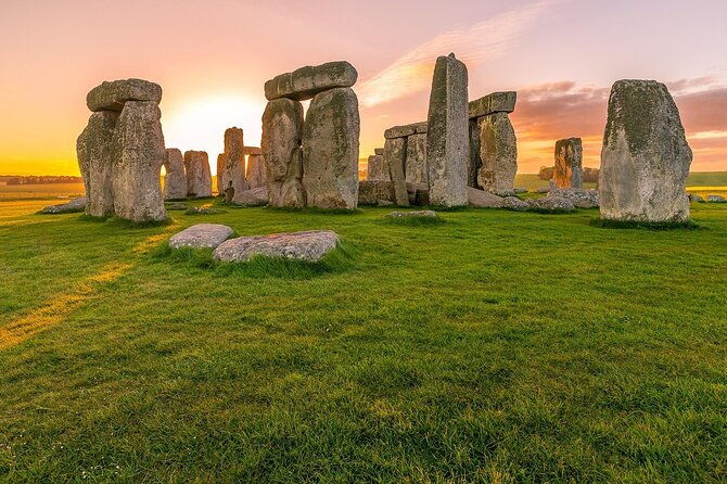 secrets-of-stonehenge-private-half-day-tour-from-bath
