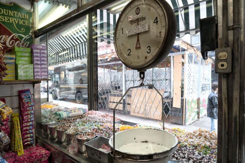 secrets-of-the-lower-east-side-tour-and-tasting