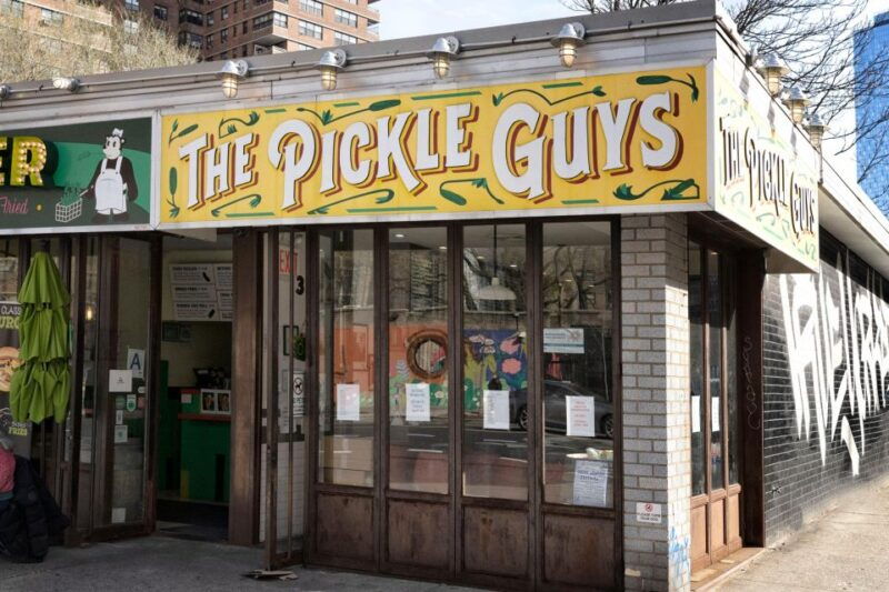 secrets-of-the-lower-east-side-tour-and-tasting