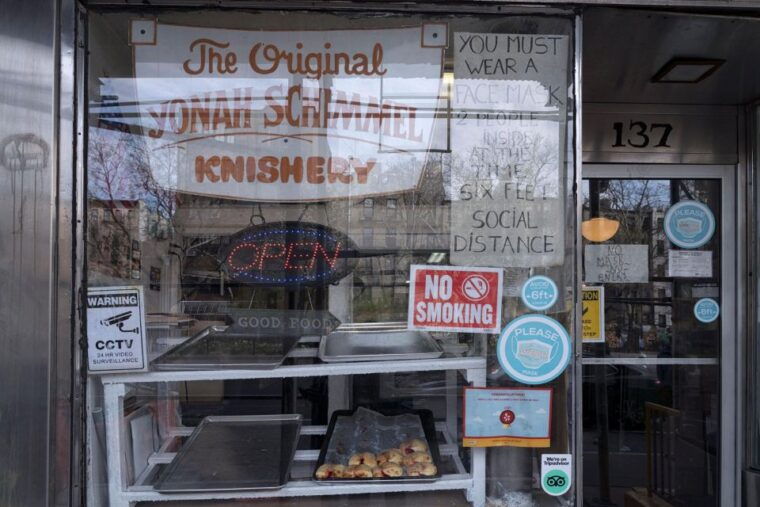 secrets-of-the-lower-east-side-tour-and-tasting