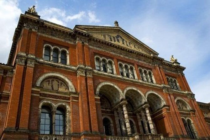 secrets-of-the-victoria-and-albert-museum-private-tour