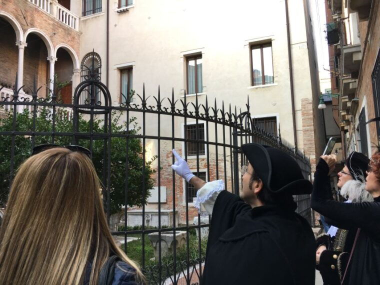 secrets-of-venice-carnival-and-life-of-casanova-tour