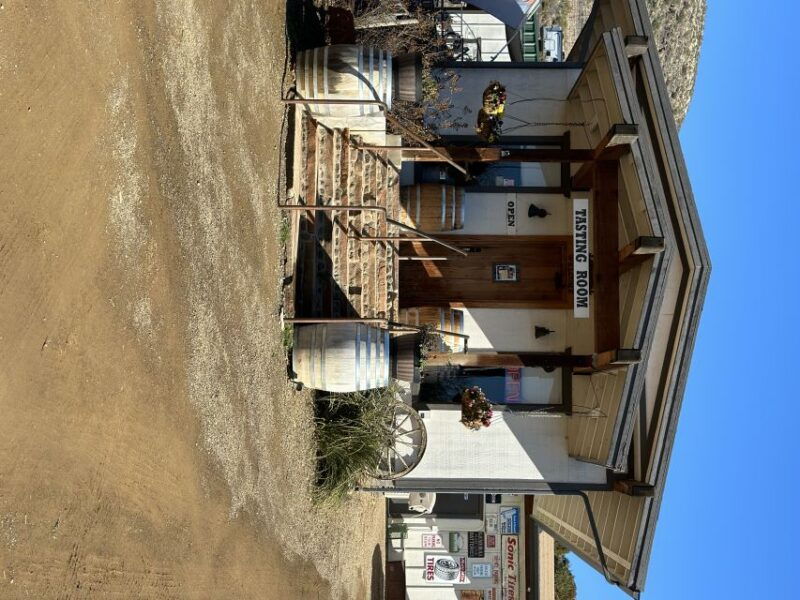 sedona-verde-valley-vineyards-wine-tasting-tour