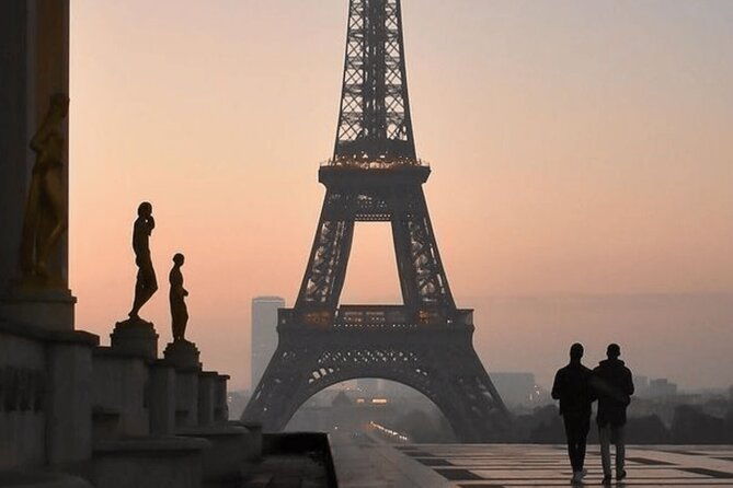 see-15-plus-paris-sights-tour-and-fun-perfume-experience