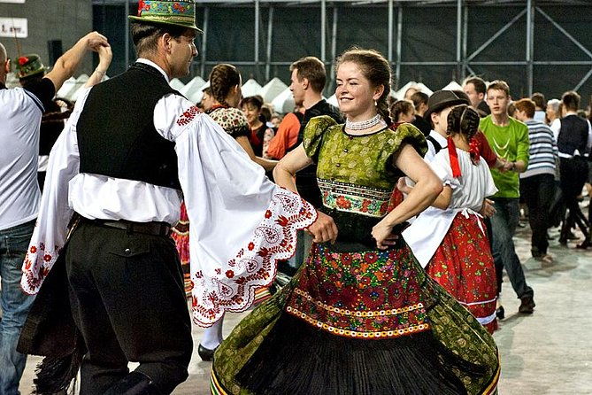 see-the-most-colorful-folklife-in-hungay-matyo-culture-day-trip-from-budapest