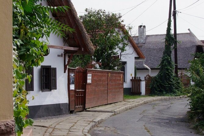 see-the-most-colorful-folklife-in-hungay-matyo-culture-day-trip-from-budapest