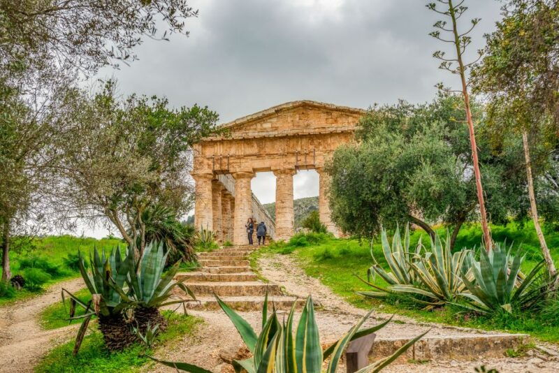 segesta-erice-and-salt-pans-full-day-excursion-from-palermo