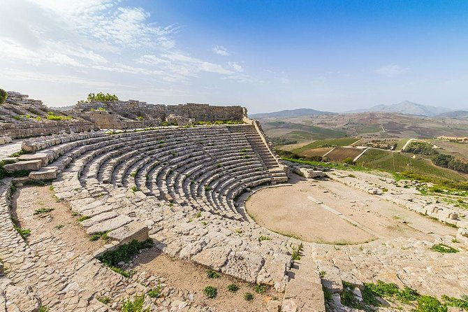 segesta-erice-stagnone-lagoon-saltpans-marsala-and-mozia-mothia-from-palermo-private-tour