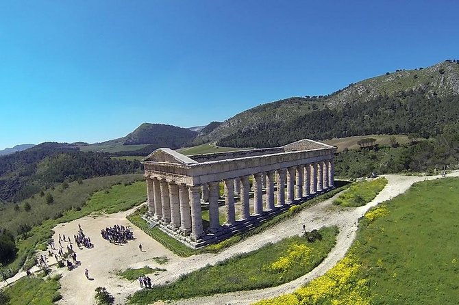 segesta-erice-stagnone-lagoon-saltpans-marsala-and-mozia-mothia-from-palermo-private-tour