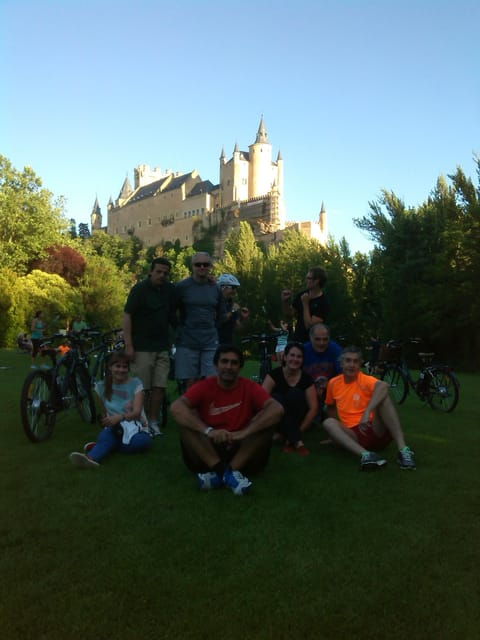 segovia-guided-route-on-an-electric-bicycle-ebike