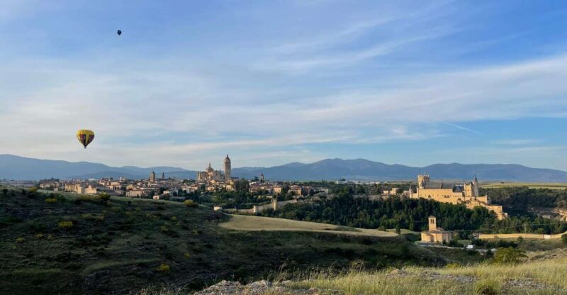 segovia-hot-air-balloon-ride-with-cava-toast-picnic