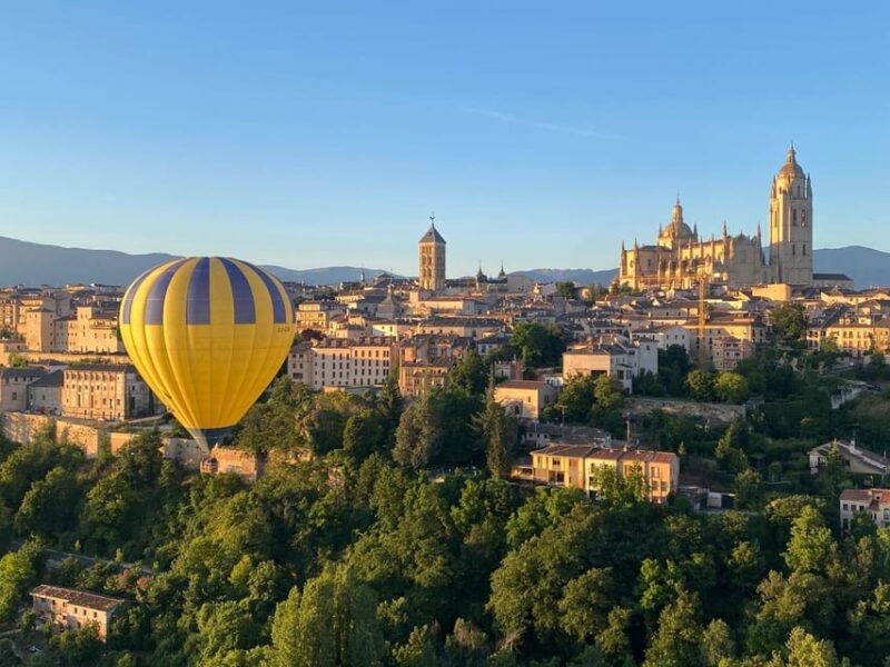 segovia-hot-air-balloon-ride-with-cava-toast-picnic
