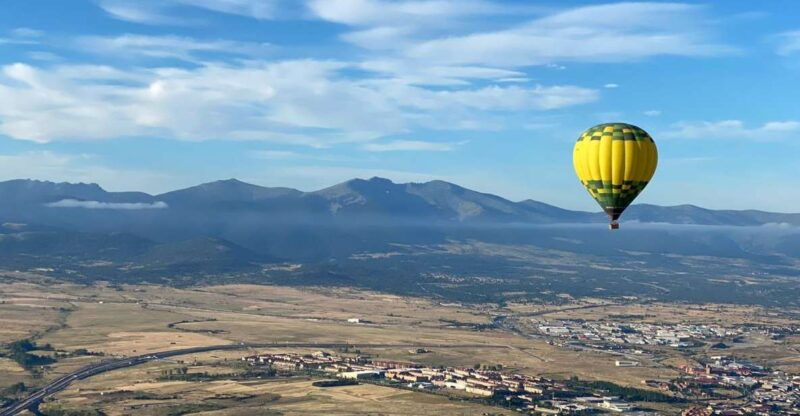 segovia-hot-air-balloon-ride-with-picnic-and-activity-video