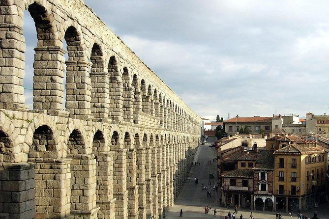 segovia-private-5-hours-tour-from-madrid-with-hotel-pick-up