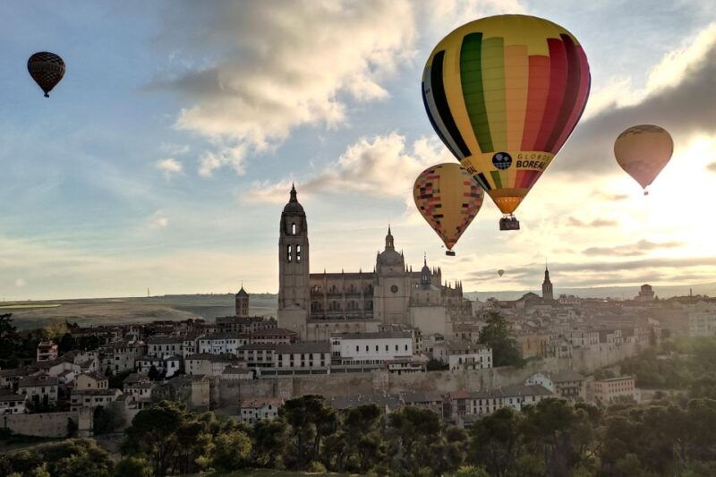 segovia-private-balloon-ride-for-2-with-cava-and-breakfast