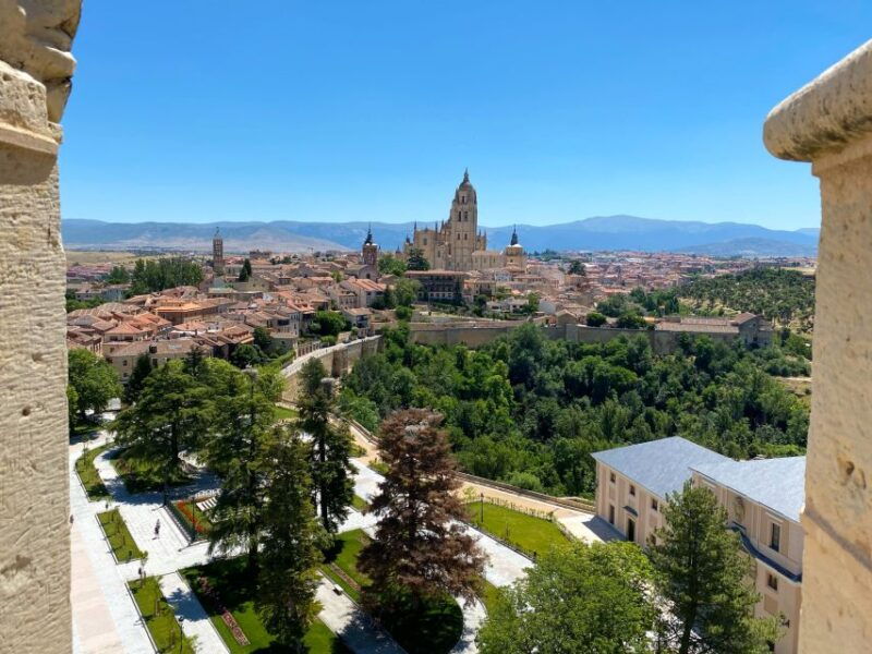 segovia-private-city-walking-tour-with-alcazar-of-segovia