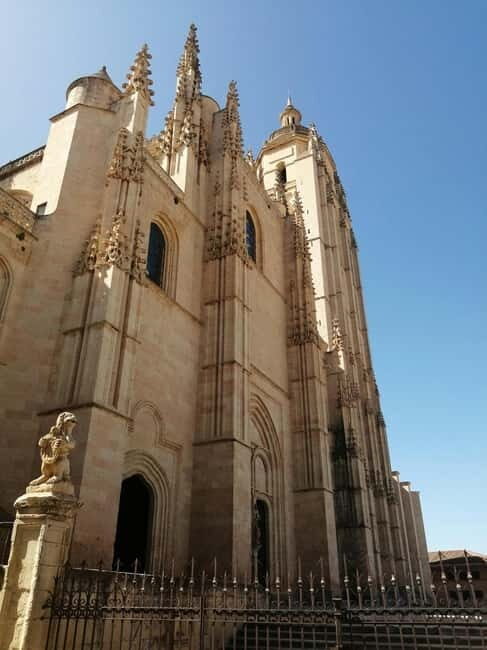 Segovia: Private Tour from Madrid by Minivan - Authentic Experiences and Insider Tips