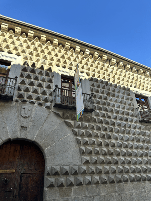 segovia-private-tour-with-alcazar-cathedral-and-wine-tasting