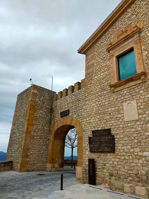 segura-de-la-sierra-highlights-walking-tour