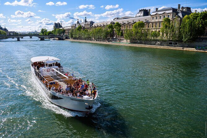 Seine River Guided Cruise with Kids by Vedettes de Paris - FAQ