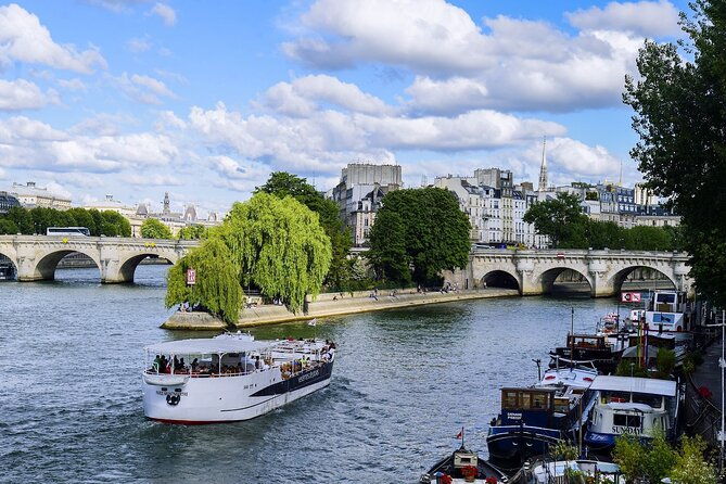 seine-river-guided-cruise-with-snack-options-by-vedettes-de-paris