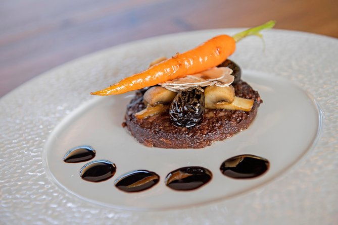 seine-river-sightseeing-cruise-and-dinner-at-le-bistro-parisien
