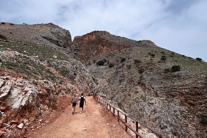 seitan-limania-marathi-private-jeep-tour-with-lunch