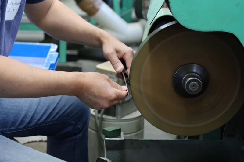 Seki, Gifu : Mitsuboshi Cutlery Kitchen Knife Factory Tour - An In-Depth Look at the Mitsuboshi Cutlery Factory Tour