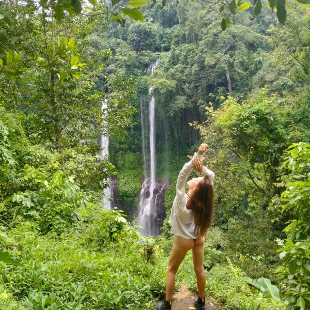 sekumpul-jungle-trekking