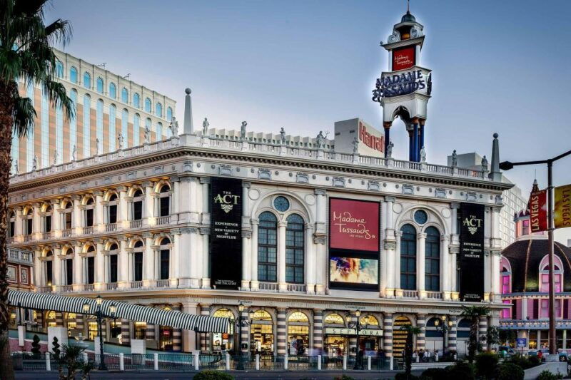 select-pass-madame-tussauds-illuminarium-and-paniq