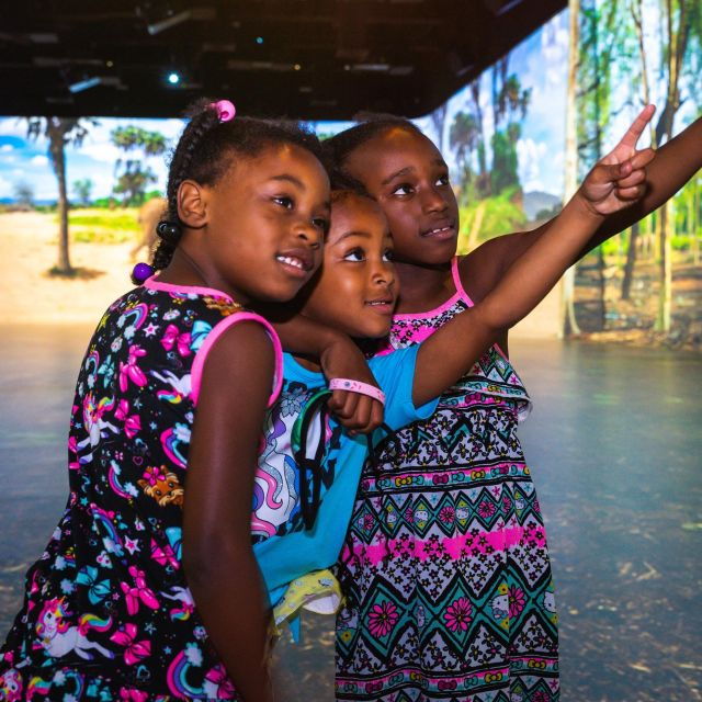 select-pass-madame-tussauds-illuminarium-and-paniq