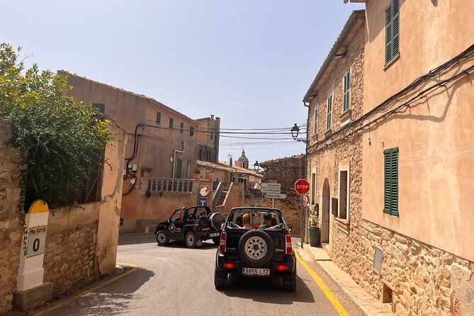 self-drive-4x4-off-road-jeepsafari-tour-mallorca