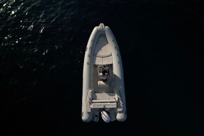 self-drive-boat-from-marina-grande-di-sorrento-2