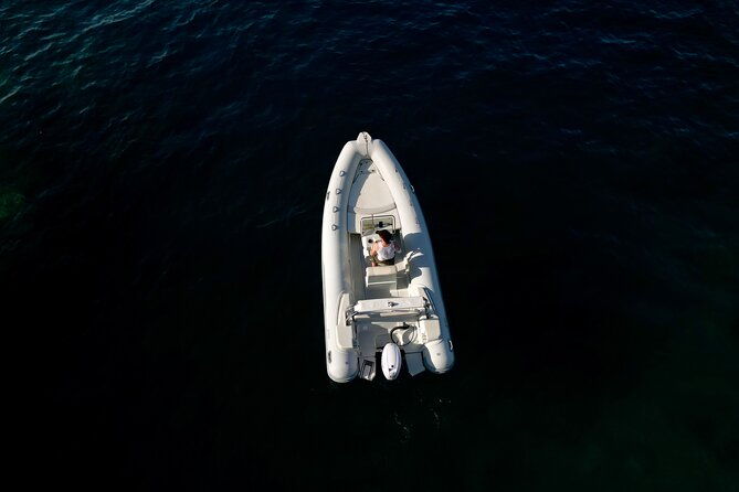 self-drive-boat-from-marina-grande-di-sorrento-2