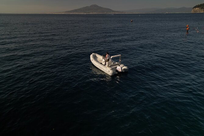 self-drive-boat-from-marina-grande-di-sorrento-3