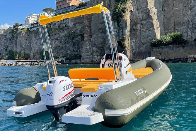 self-drive-boat-hire