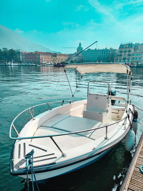 self-drive-boat-lake-como-7pax-be-a-captain-no-license
