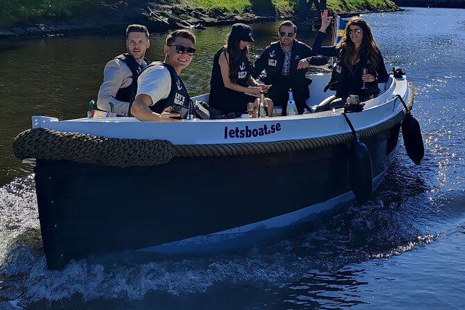 self-drive-electric-boat-in-the-canals