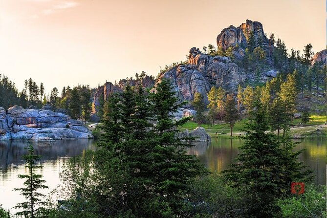self-guided-audio-driving-tour-in-black-hills-and-mt-rushmore