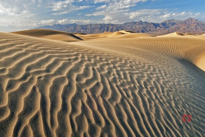 self-guided-audio-driving-tour-in-death-valley-national-park