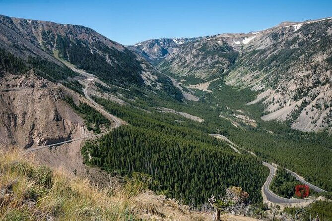 self-guided-audio-driving-tour-on-beartooth-highway